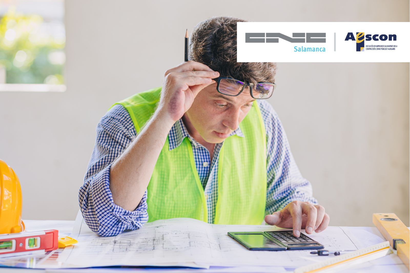 AESCON comparte la preocupación por el fuerte incremento de los costes de producción que está afectando al sector de la construcción